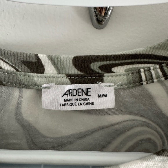 green waves crop top - Picture 2 of 3